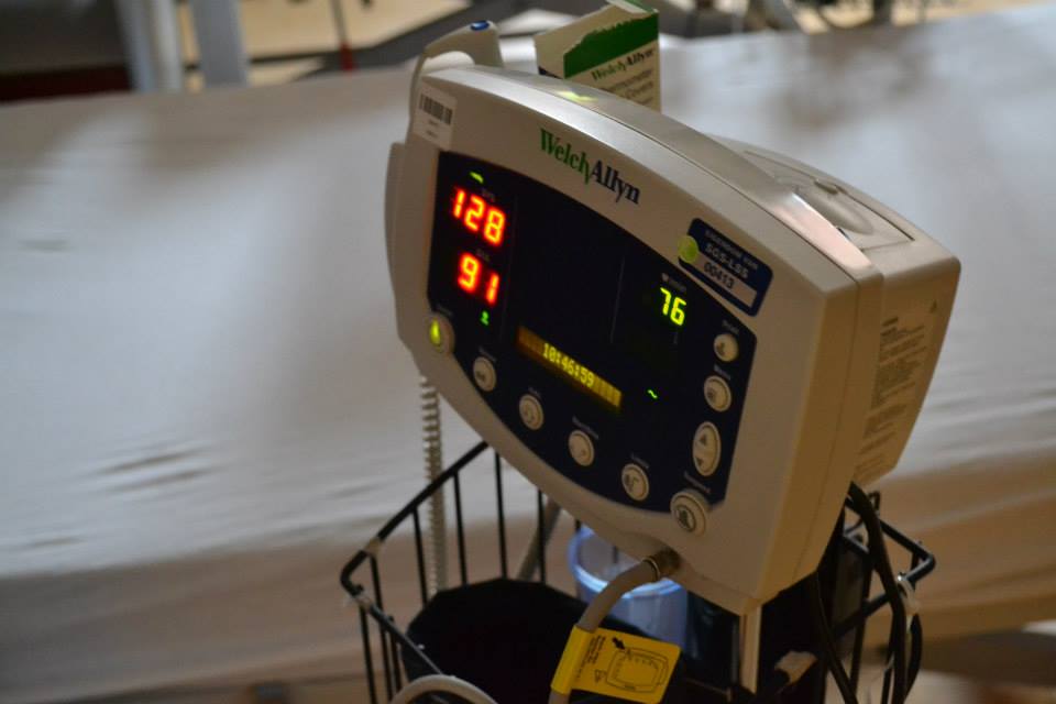 Automated digital blood pressure monitor SimpleMed Automated digital blood pressure monitor SimpleMed