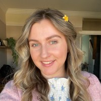 Portrait of Ellie Green, Medical Illustrator